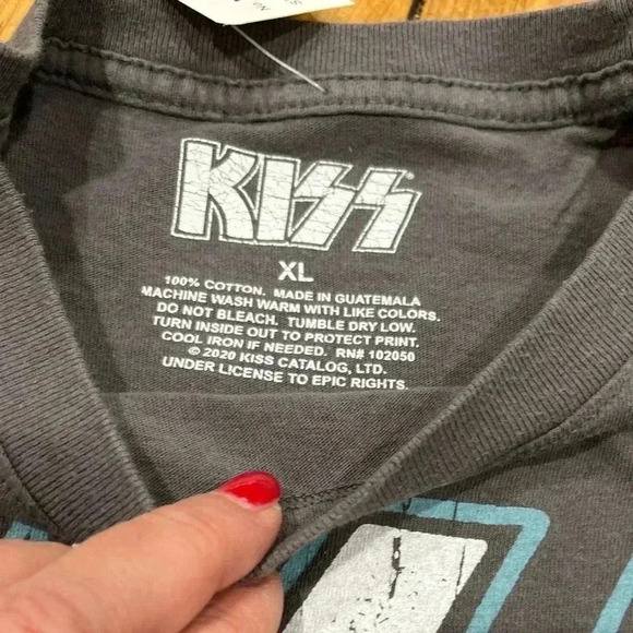 Kiss band tee t-shirt 80’s novelty fun band music musician rock metal - Picture 3 of 4